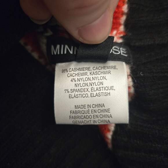 Minnie Rose SKI Striped & Stars Cashmere Beanie Black Winter Gorpcore NWT - Picture 4 of 6